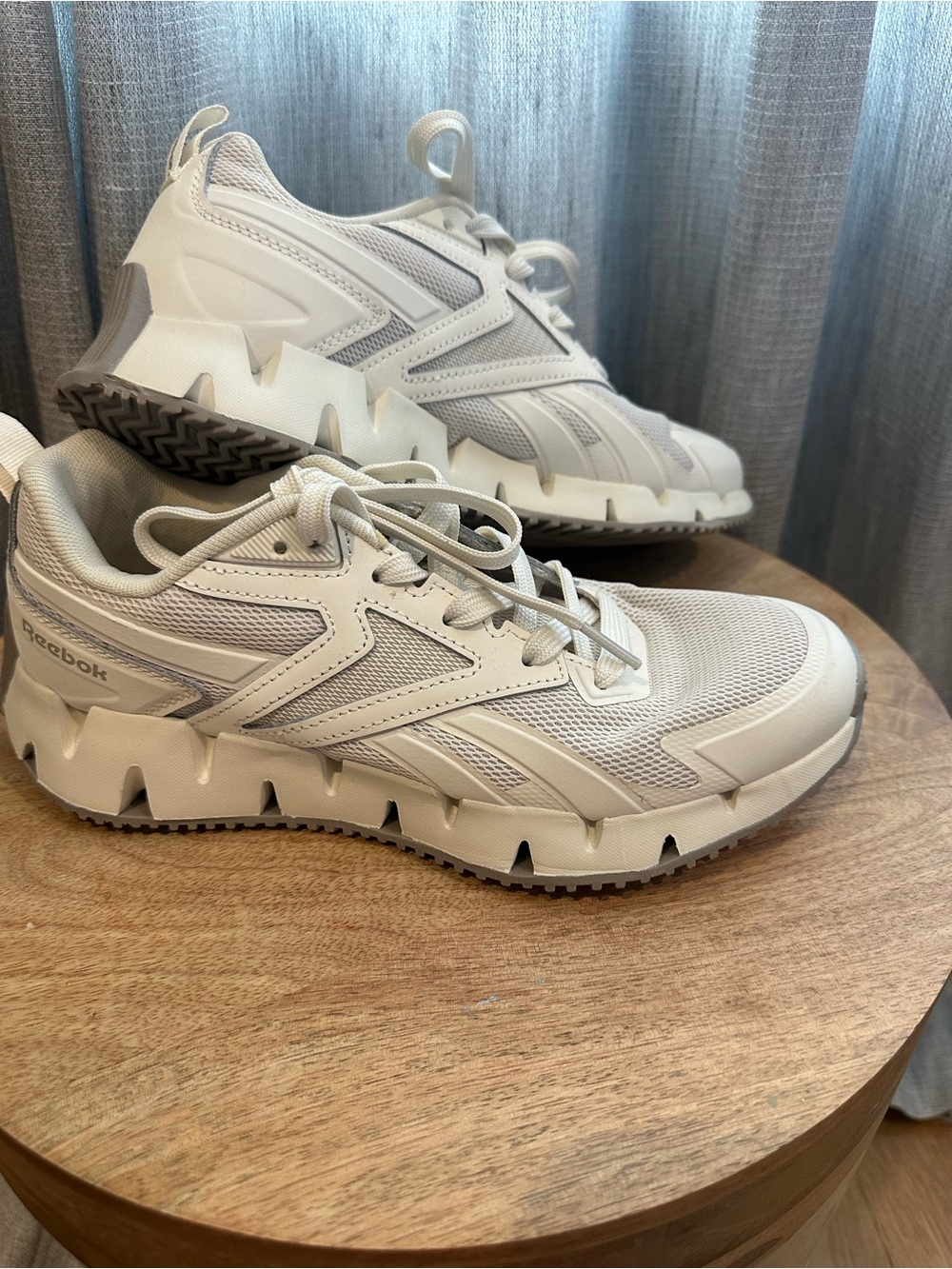 Reebok Men's Off-White Chunky Trail-Inspired Sneakers